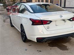 نيسان ألتيما